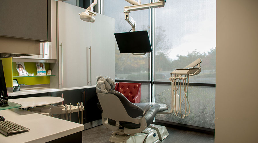 Comfortable state-of-the-art dental treatment room